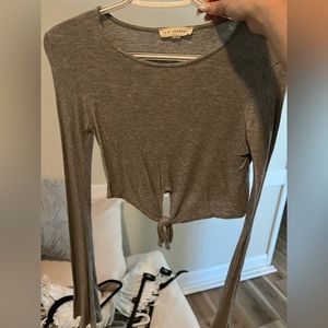Long sleeve crop top